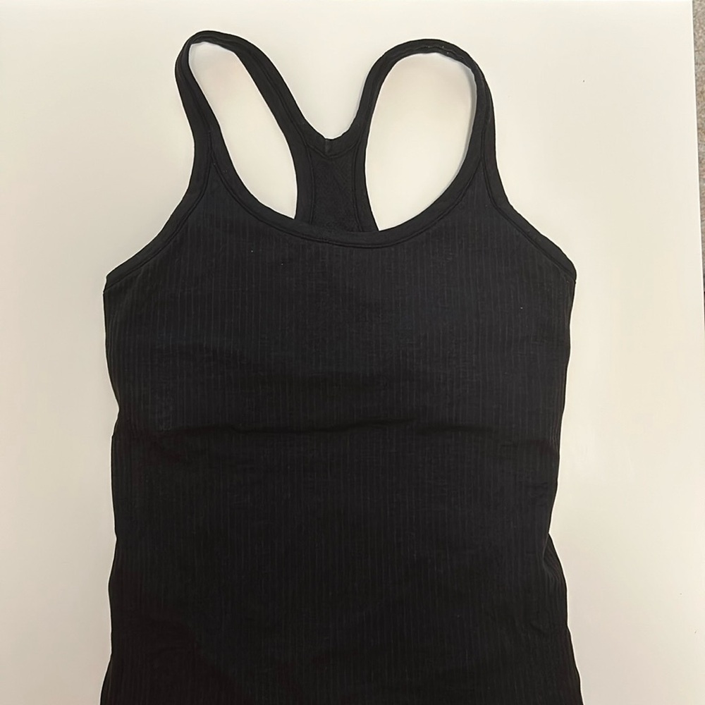LULULEMON Ebb to Street Tank Top
Light Support Size 6